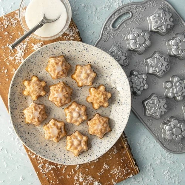 Nordic Ware - Bakvorm "Frosty Flakes Cakelet Pan" - Nordic Ware Sparkling Silver Holiday Nordic Ware - Bakvorm "Frosty Flakes Cakelet Pan" - Nordic Ware Sparkling Silver Holiday -Nordic Ware 3832824 58919936