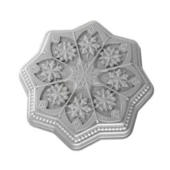 Nordic Ware - Bakvorm "Sweet Snowflakes Shortbread Pan" - Nordic Ware Sparkling Silver Holiday