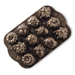 Nordic Ware Autumn Delights Bakvorm 12 Stuks Aluminium Bronskleurig